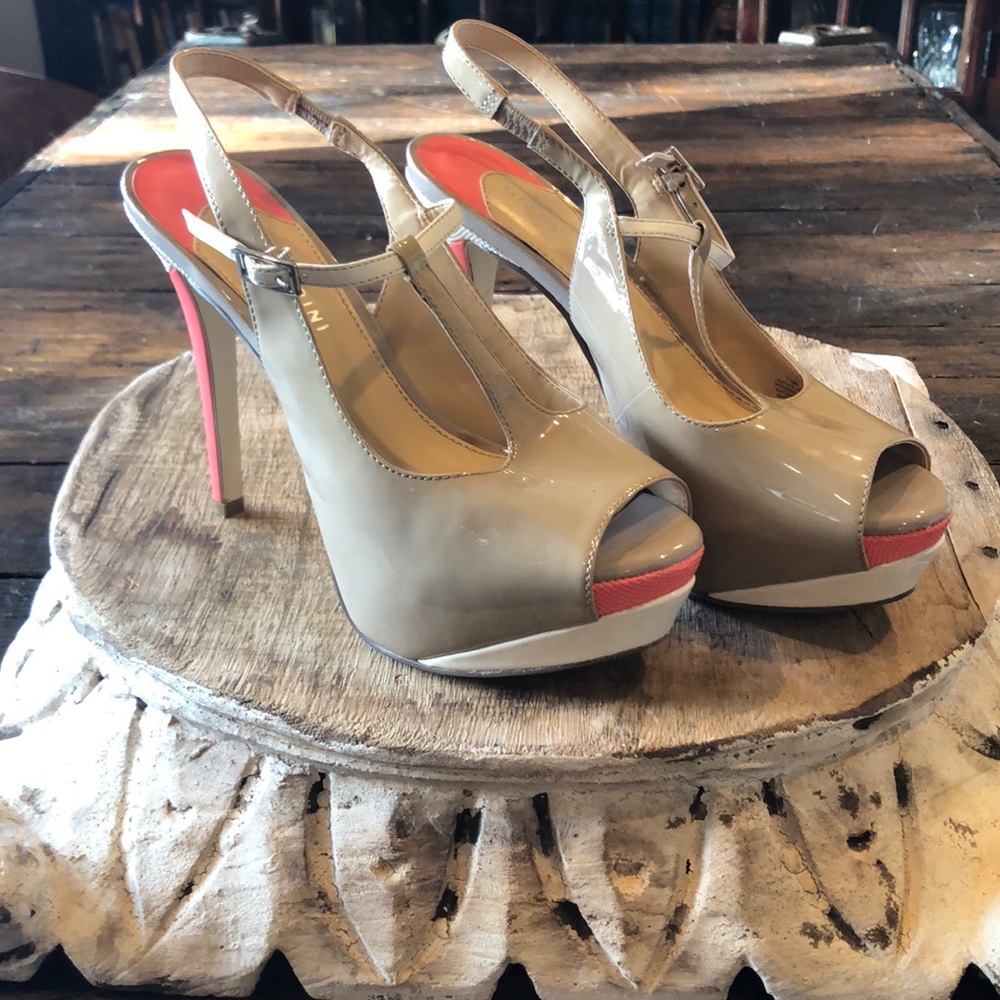 Gianni Bini Patton T-Strap Open Toe Platform Heels